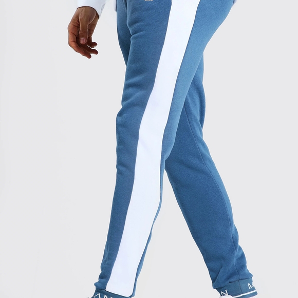 Jogger - Picture 2 of 7